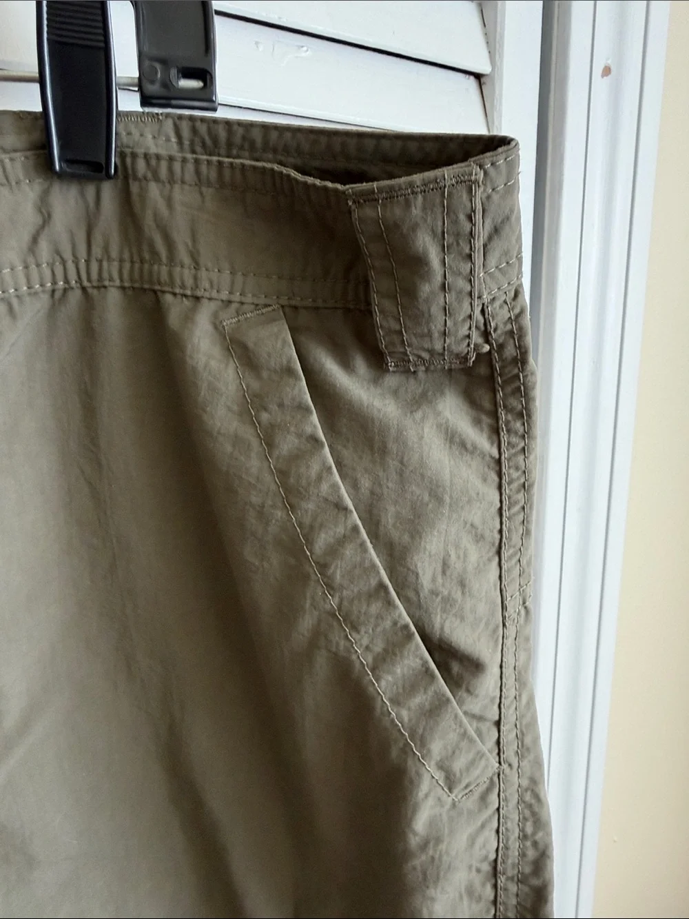 Eddie Bauer Olive Green Cargo Shorts - Relaxed Utility Fit
